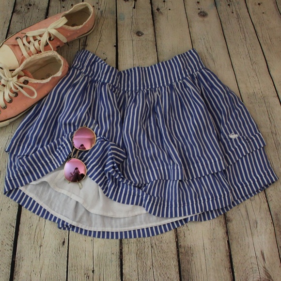 Abercrombie & Fitch Dresses & Skirts - Abercrombie & Fitch summer mini skirt size M